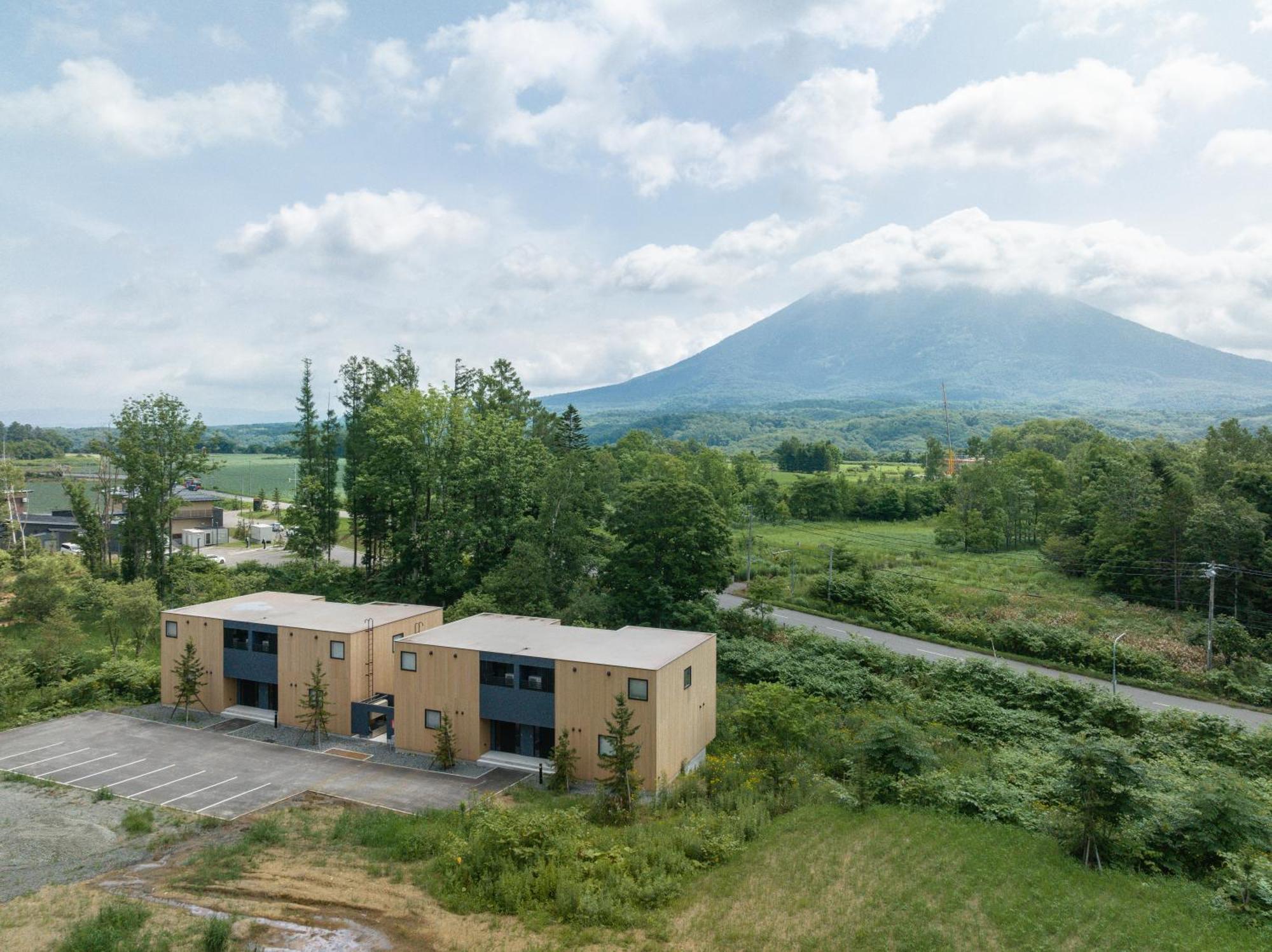 Miru Niseko Hotel Exterior photo